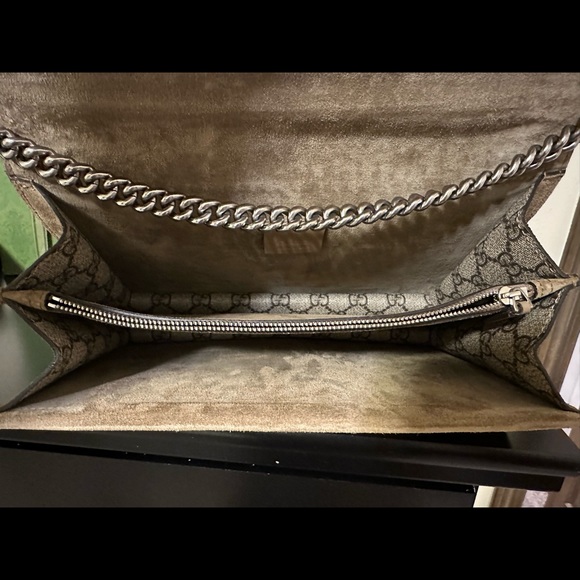 Gucci Dionysus GG Small Shoulder Bag - Picture 3 of 4